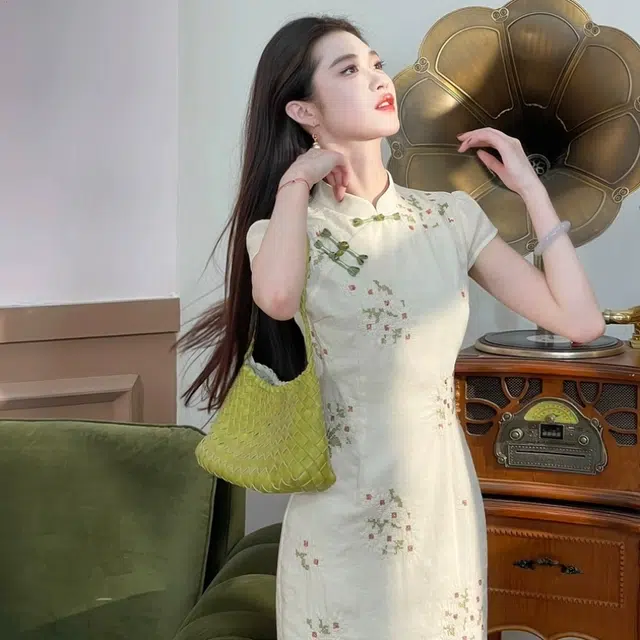 敲模女孩 新中式复古绣花蕾丝拼接收腰气质短袖连衣裙  女款