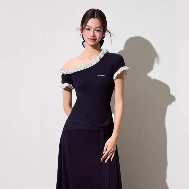 敲模女孩 纯欲风性感辣妹假两件木耳花边斜肩拼接针织绑带收腰修身包臀短袖连衣裙 女款 藏青色