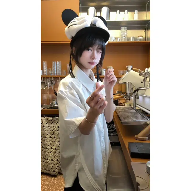 拓菲 永生花刺绣设计感小众纯色翻领休闲高级短袖衬衫 男女同款