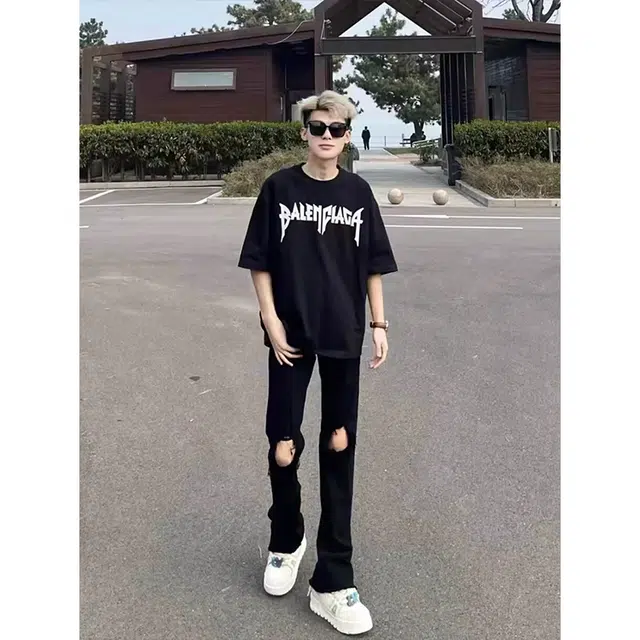 拓菲 美式高街直筒破洞潮流设计感牛仔裤 男女同款