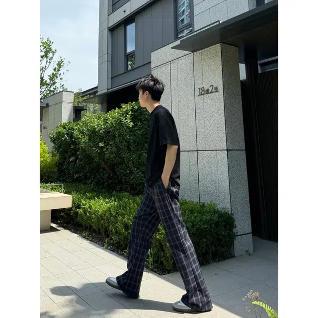 拓菲 何以至此美式复古格子休闲裤微喇弯刀裤宽松直筒长裤 男女同款