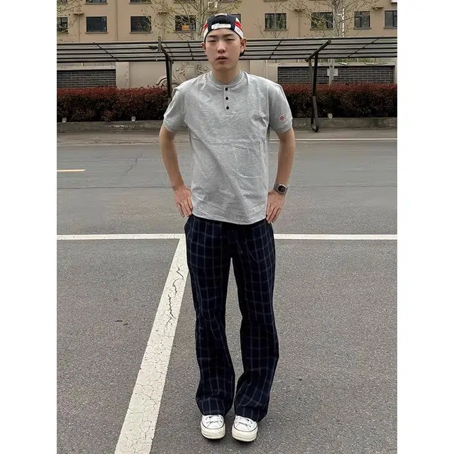 拓菲 何以至此美式复古格子休闲裤微喇弯刀裤子宽松直筒长裤 男女同款
