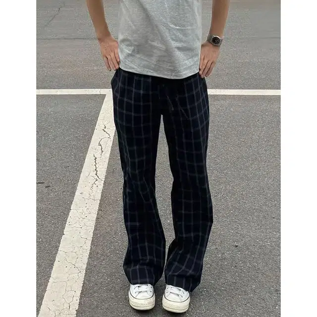拓菲 何以至此美式复古格子休闲裤微喇弯刀裤宽松直筒长裤 男女同款