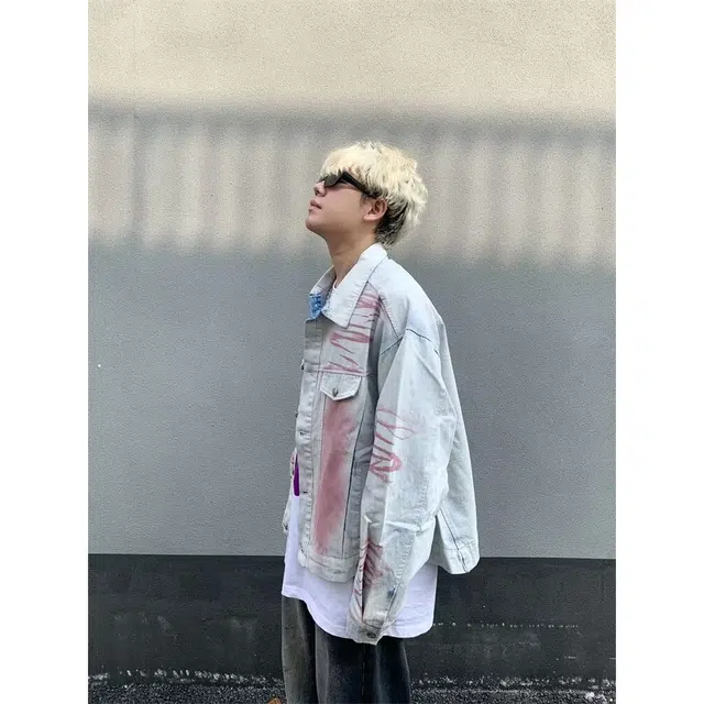 拓菲 美式复古潮牌洗水直喷马骝白色牛仔衣宽松外套夹克 男女同款
