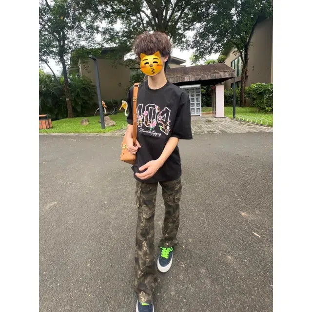 拓菲 美式高街迷彩微喇夏季薄款工装裤子高腰窄版直筒喇叭裤牛仔裤男款 男女同款
