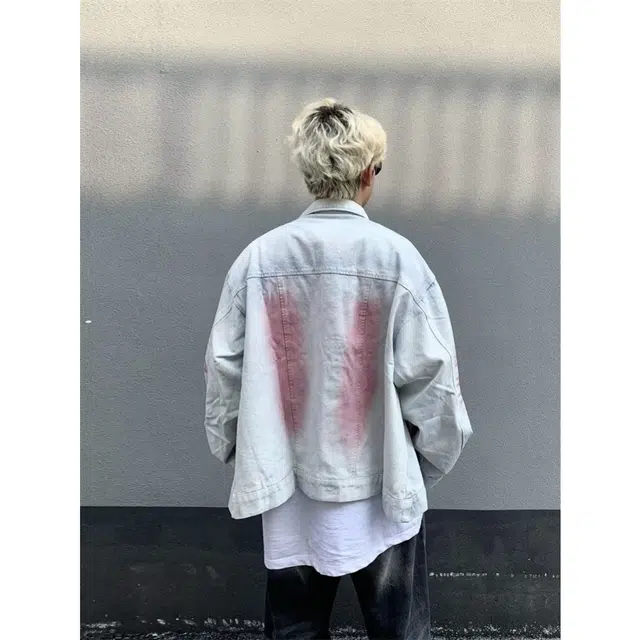 拓菲 美式复古潮牌洗水直喷马骝白色牛仔衣宽松外套夹克 男女同款