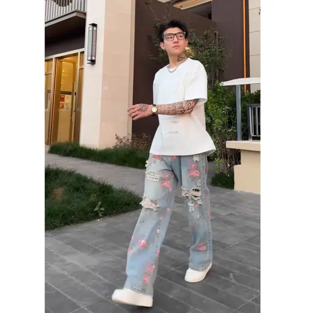 拓菲 美式高街破洞牛仔裤玫瑰满印乞丐直筒微喇裤子 男女同款