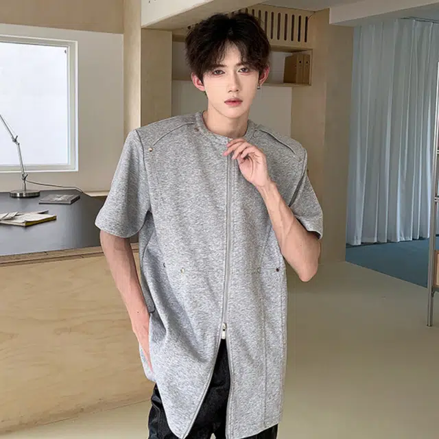 FOREST LIBRARY T