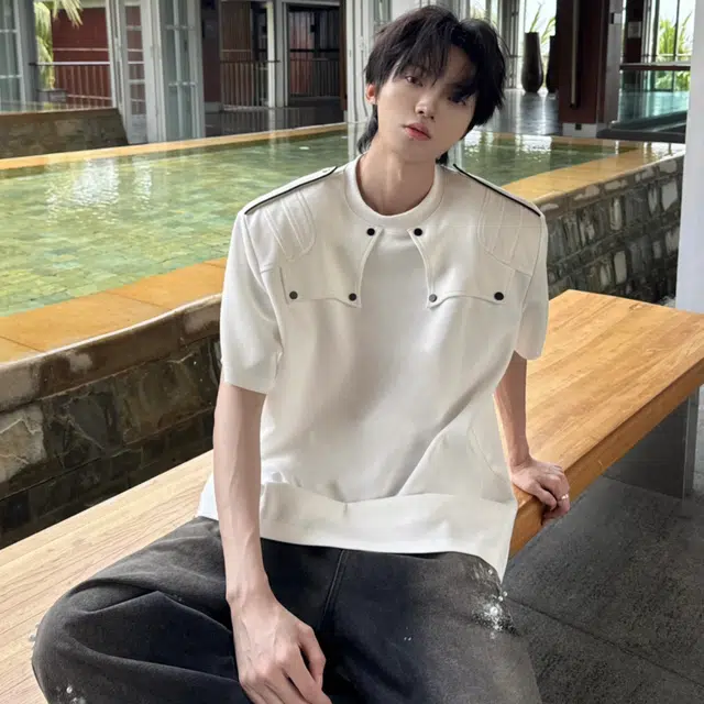 FOREST LIBRARY T
