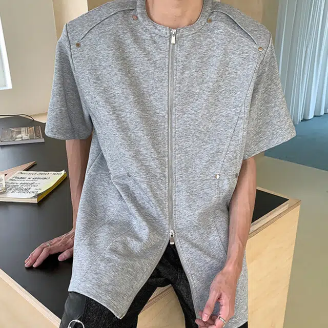 FOREST LIBRARY T