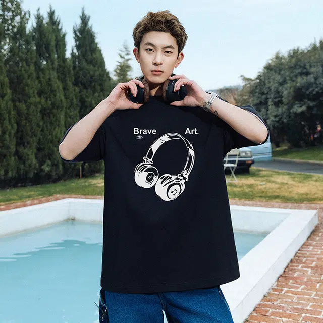 FOREST LIBRARY T