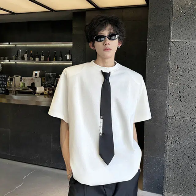 FOREST LIBRARY T