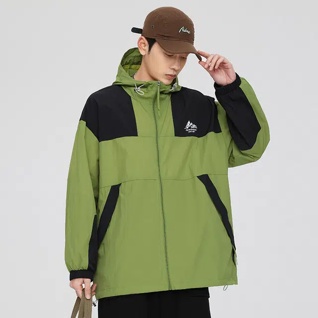 FOREST LIBRARY UPF50+