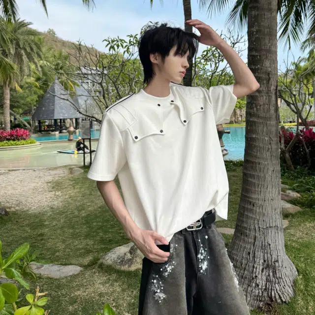 FOREST LIBRARY T