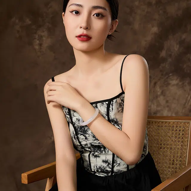 亚一 浪漫可爱百搭 吉祥如意顺风顺水 新中式 玉髓 手镯 女款