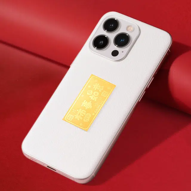 999