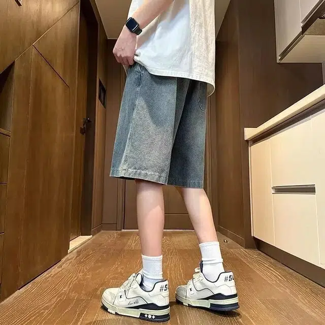 GEOGRE ALEX