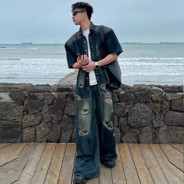 GEOGRE ALEX