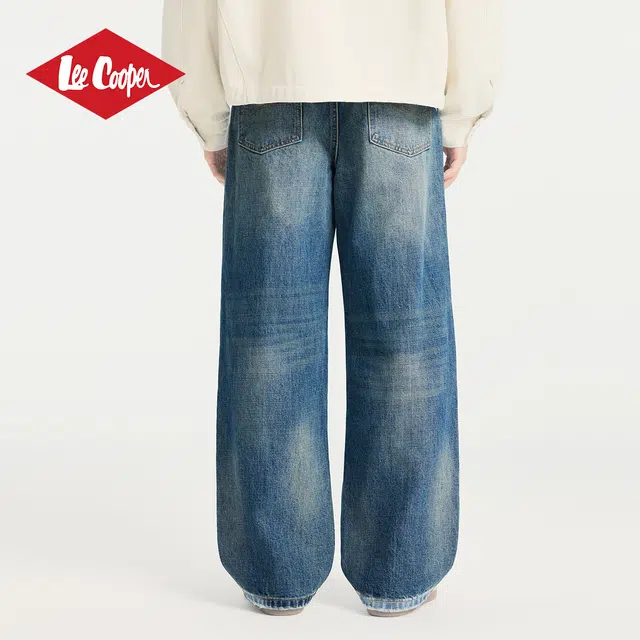 Lee Cooper