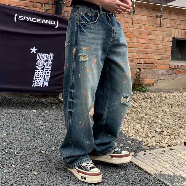 Lee Cooper