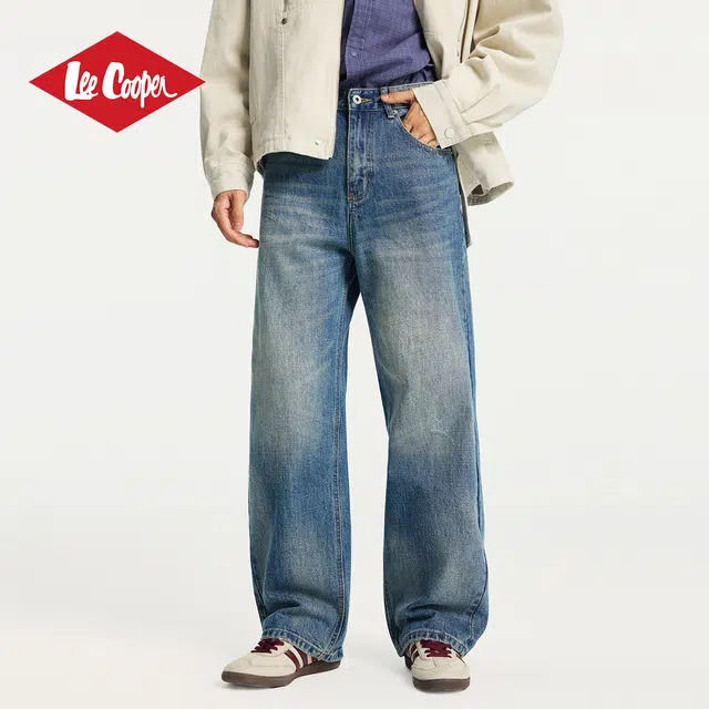 Lee Cooper