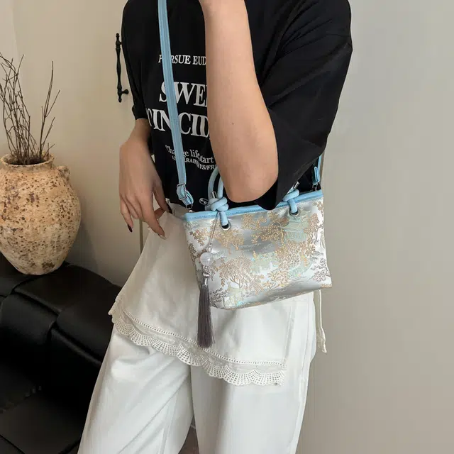 TOUTSEUL YOLO