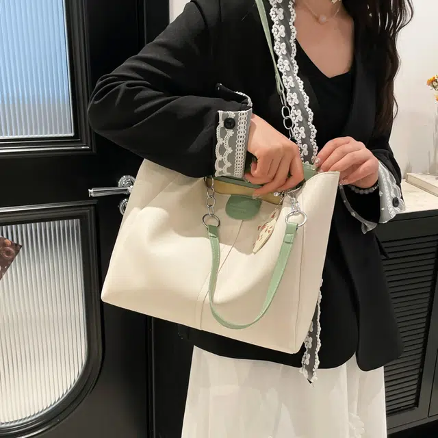 TOUTSEUL YOLO PU Tote
