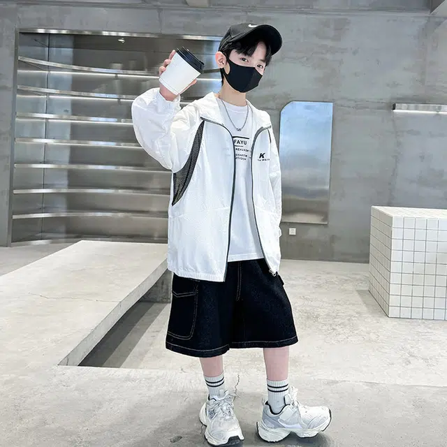 俞兆林户外服 简约连帽舒适长袖防晒服 儿童款