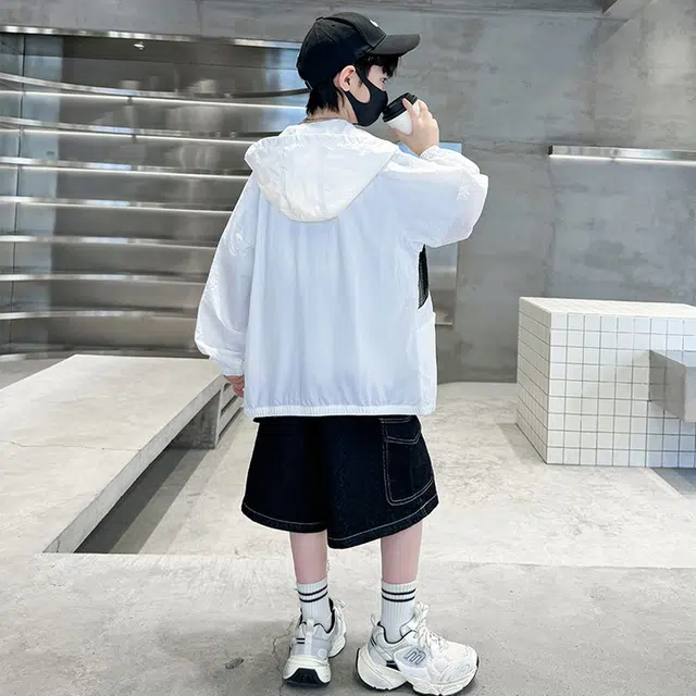 俞兆林户外服 简约连帽舒适长袖防晒服 儿童款