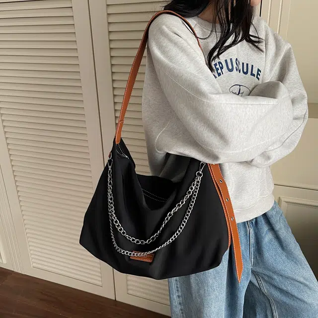 度森袋鼠 时尚简约韩系百搭链条设计 尼龙布 斜挎包 常规 女款 黑色