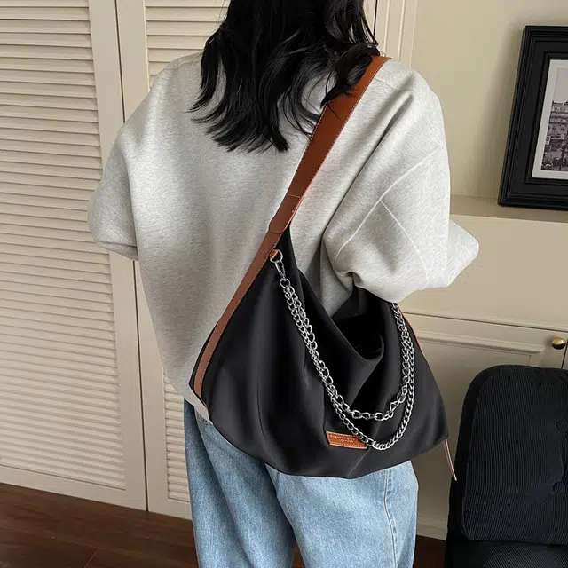 度森袋鼠 时尚简约韩系百搭链条设计 尼龙布 斜挎包 常规 女款 黑色