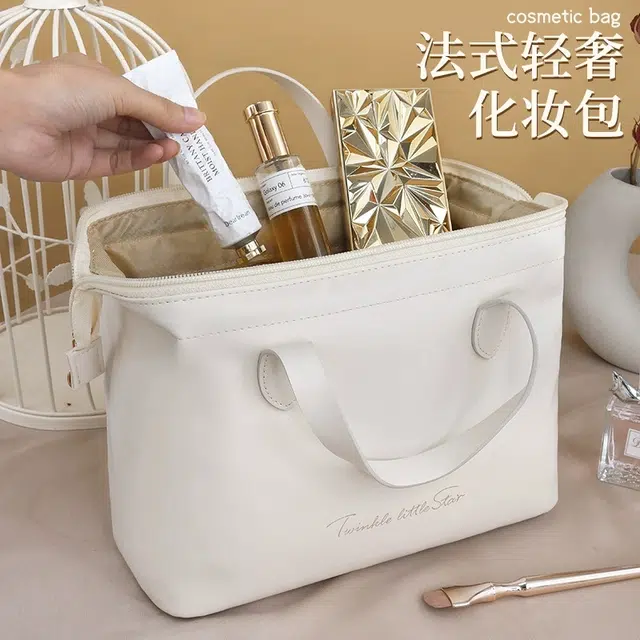 艾情草之恋新款法式轻奢手提化妆包旅行便携高颜值大容量收纳袋收纳包 多层防尘防摔防水防泼水