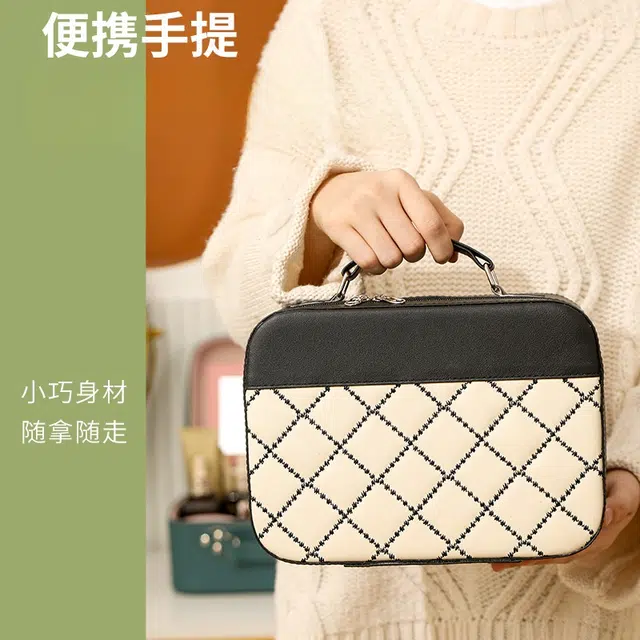 艾情草之恋 绣格化妆包 大容量
