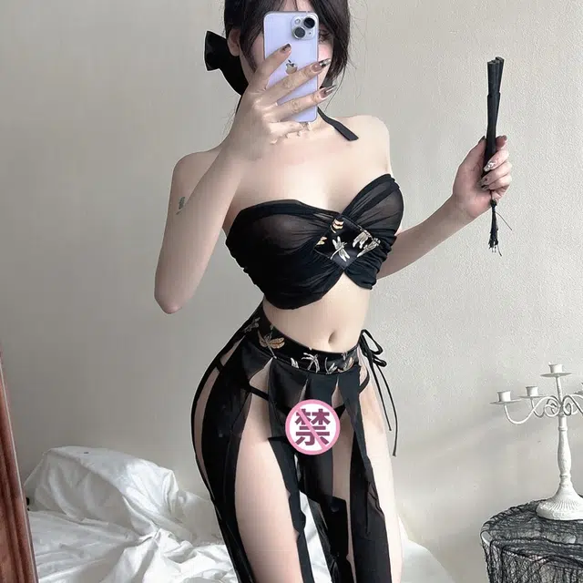 崇朵  抹胸蕾丝大码性感免脱小胸情趣内衣