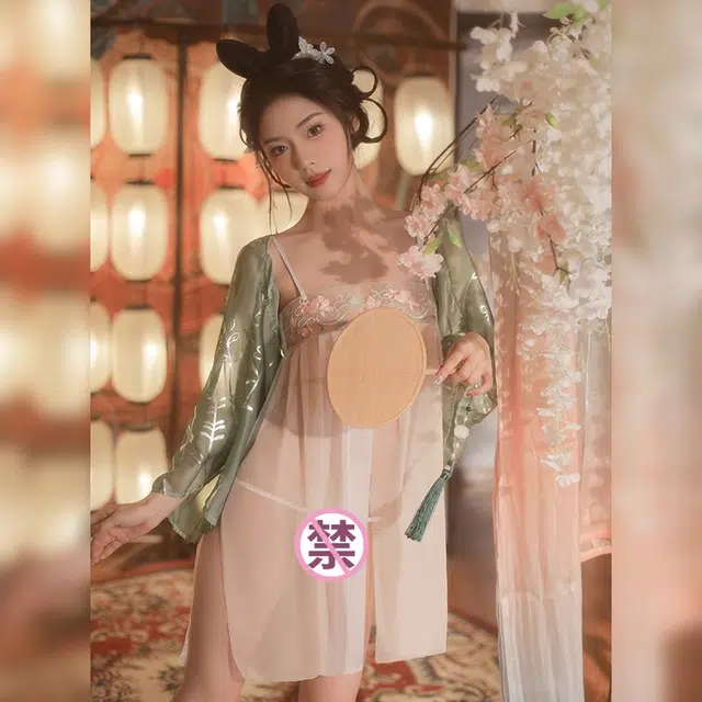 崇朵  古风吊带蕾丝睡裙大码性感免脱小胸制服情趣内衣
