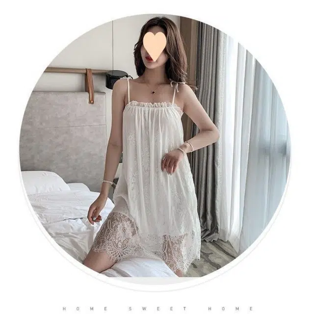 崇朵  吊带蕾丝边低胸睡裙 大码性感免脱小胸