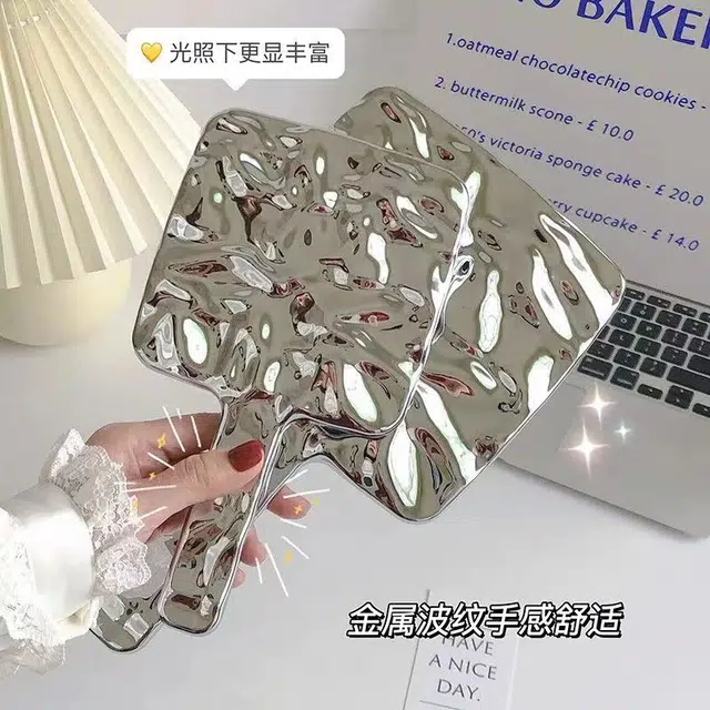 未来枫情 水波纹银色手持化妆镜公主家用风随身宿舍手柄