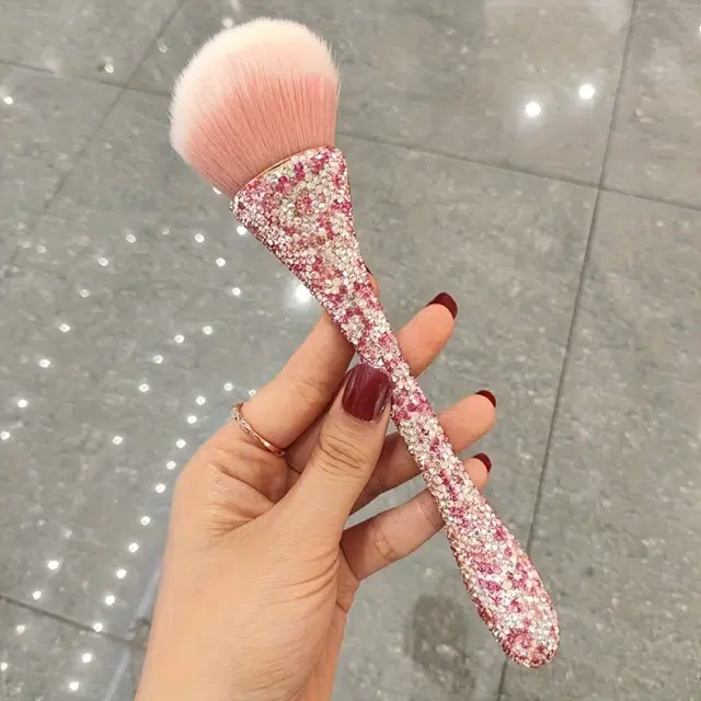 未来枫情  镶钻奢华小蛮腰化妆刷 定妆