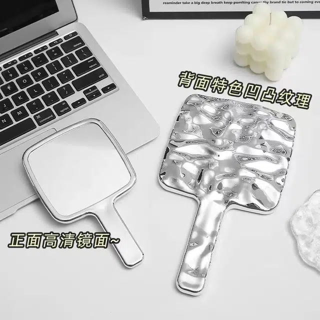 未来枫情 水波纹银色手持化妆镜公主家用风随身宿舍手柄