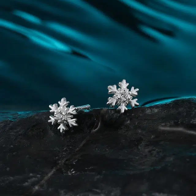 极昼 圣诞雪花系列 精致轻奢简约小众高级感设计森系冷淡风气质时尚高颜值耳饰 日常通勤百搭养耳洞 合金 耳钉 男女同款情侣款