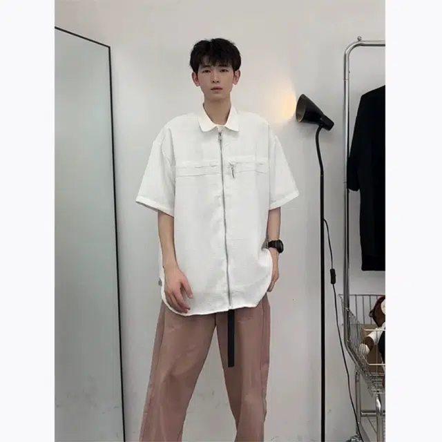 臣目 舒适百搭宽松休闲简约时尚短袖衬衫 男款