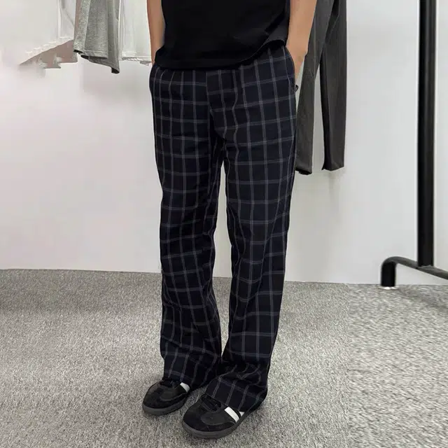 臣目 何以至此美式复古格子微喇弯刀裤子宽松直筒长裤休闲裤 男女同款