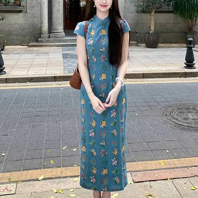 雾闪闪 新中式改良刺绣碎花立领旗袍收腰舒适短袖连衣裙 女款