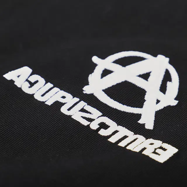 Acupuncture T