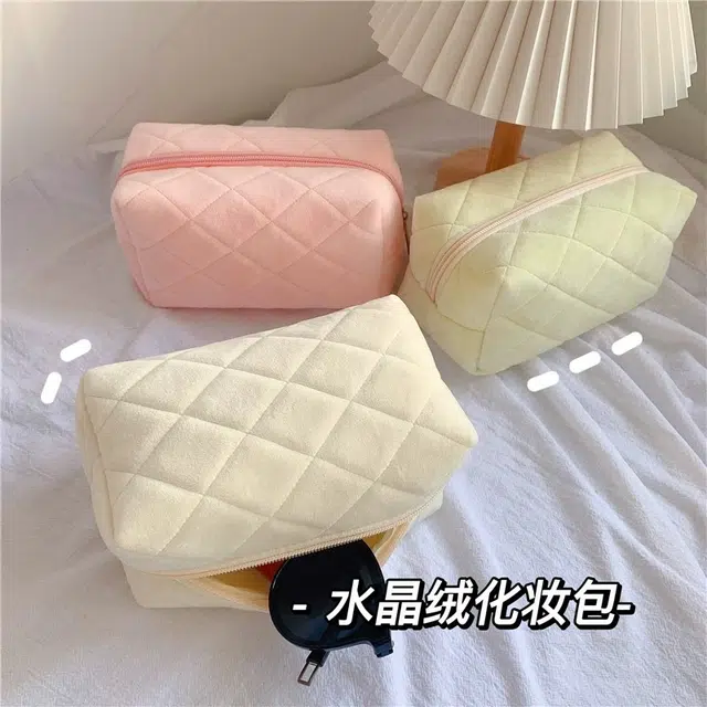 舒小奢旅行化妆包便携大容量水晶绒高级感洗漱包宿舍护肤品收纳包 防尘收纳便携