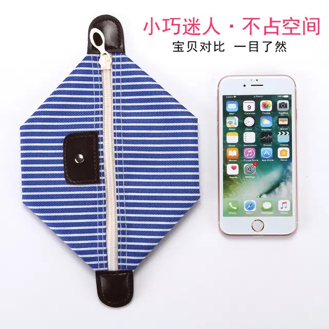 舒小奢便携化妆包女士防水化妆品收纳包大容量便携洗漱包韩版条纹饺子包便利便捷携带方便轻巧轻便 防尘防摔防泼水
