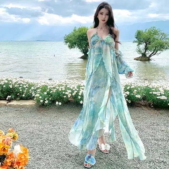 珠蒂美 多巴胺海边度假荷叶边不规则晕染长袖连衣裙 女款