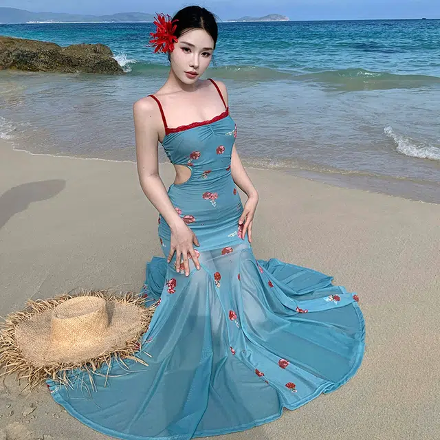 珠蒂美 海边度假蕾丝简约吊带连衣裙 女款