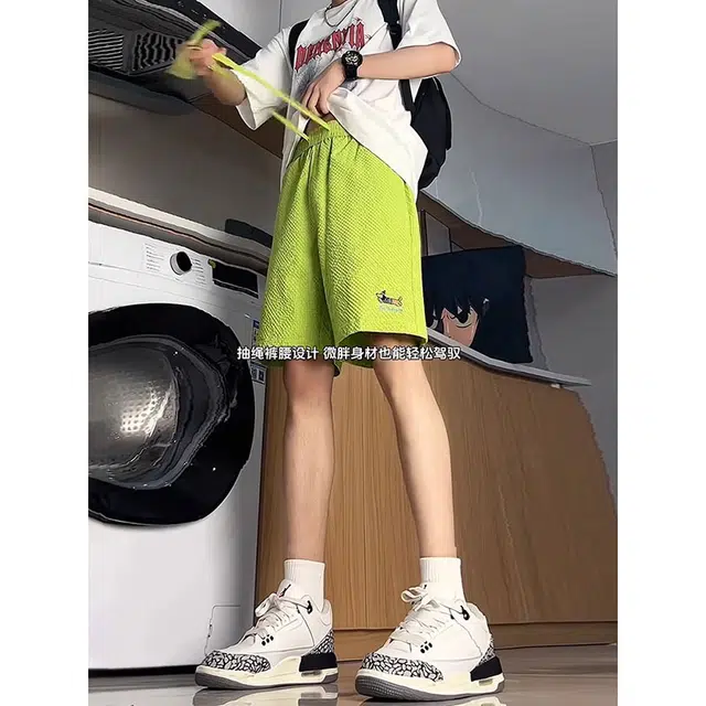 单爵 多巴胺绿色泡泡纱速干裤子刺绣腊肠狗夏季休闲短裤 男女同款