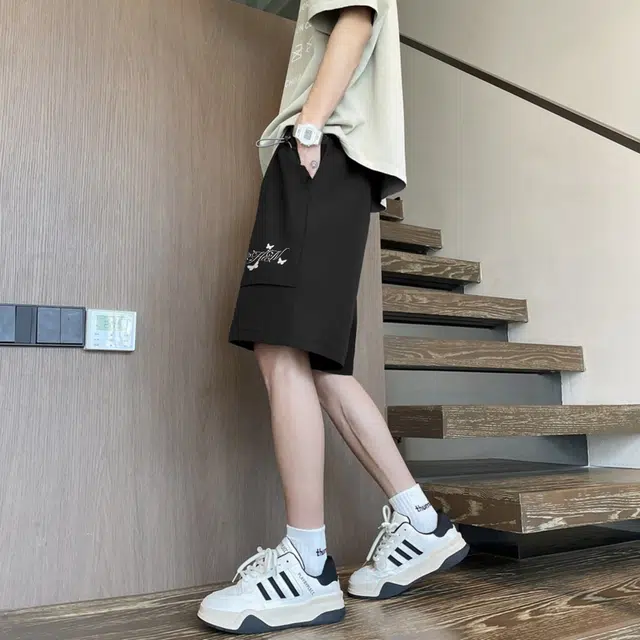 YICHEN